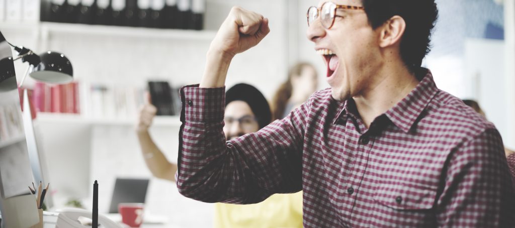 Celebrate success and recognise team members for great performance.