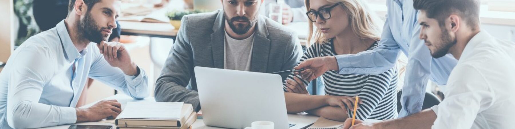 Business meeting, collaboration, partnership, Jewell Moore Chartered Accountants, Accounting Firm, Cleveland, Tax Planning, Tax Agents, BAS Agents.